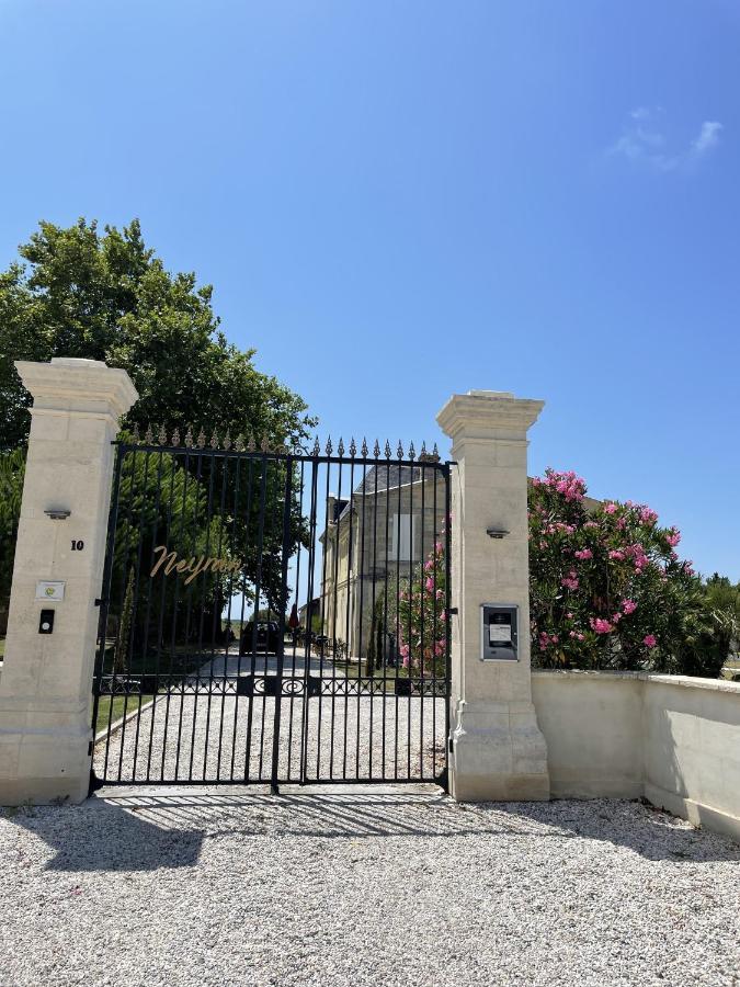 סולאק-סור-מר Chateau De Neyran Chambre D'Hotes & Spa מראה חיצוני תמונה