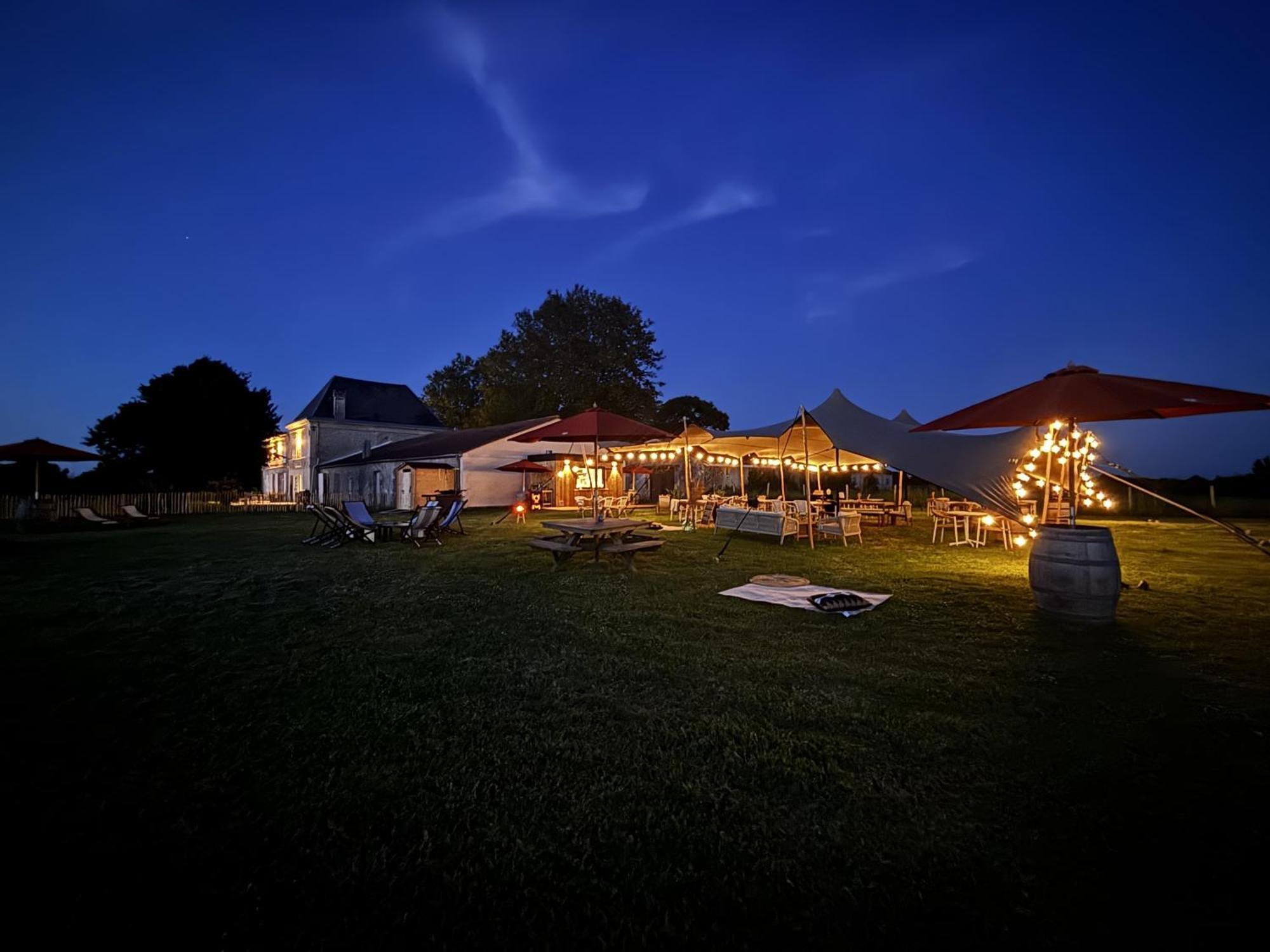 סולאק-סור-מר Chateau De Neyran Chambre D'Hotes & Spa מראה חיצוני תמונה